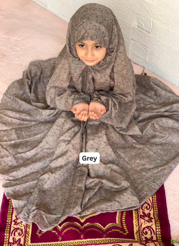 Kids Namaz Chadar-Medium- (For 3 Till 8 Year Old Kid) -- Printed Grey