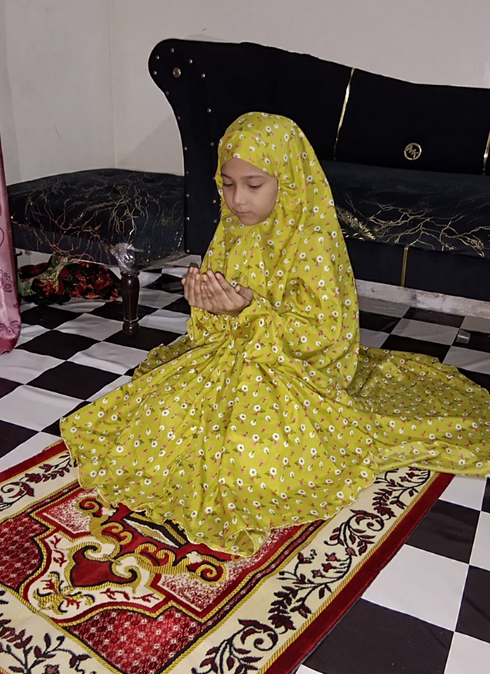 Kids Namaz Chadar -Large- (For 9 Till 13 Year Old Kid) -- Printed Pear Green