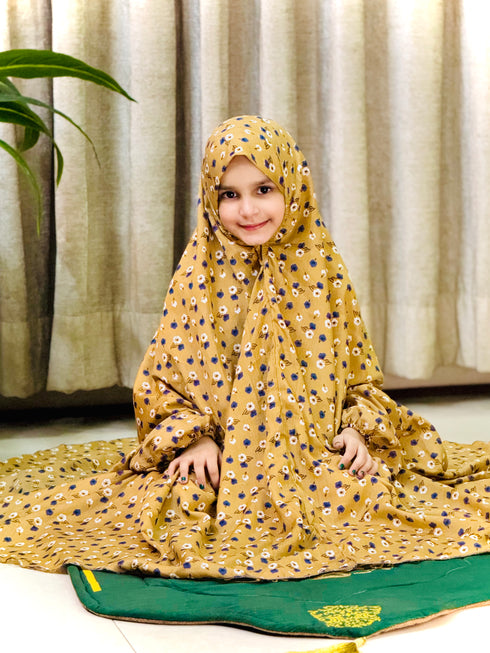 Kids Namaz Chadar -Medium- (For 3 Till 8 Year Old Kid) -- Printed Light Brown