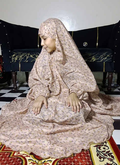 Kids Namaz Chadar-Large- (For 9 Till 13 Year Old Kid) -Printed Salmon Pink