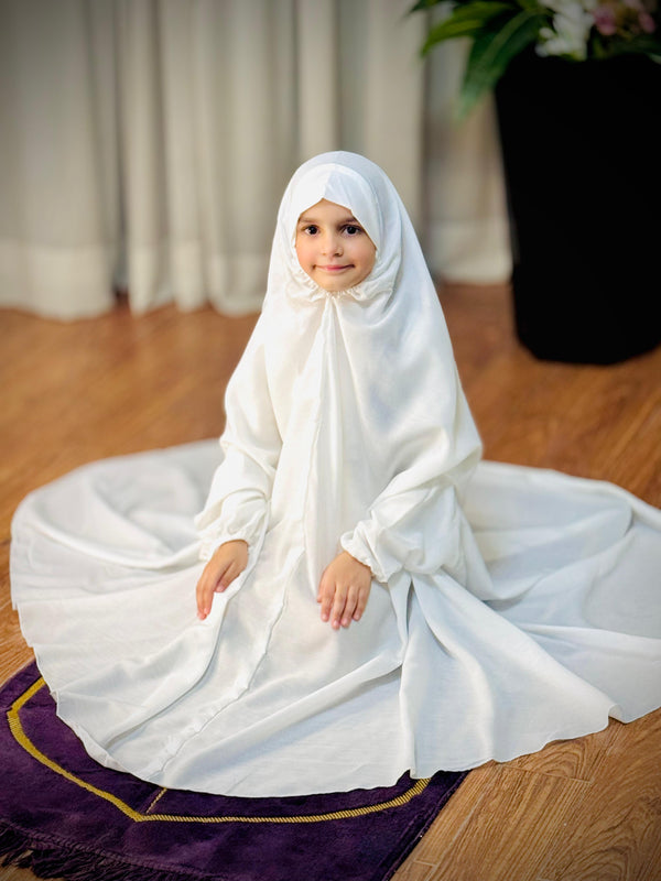 Kids Namaz Chaddar -Medium- (For 3 Till 8 Years Old Kid) -- Plain White